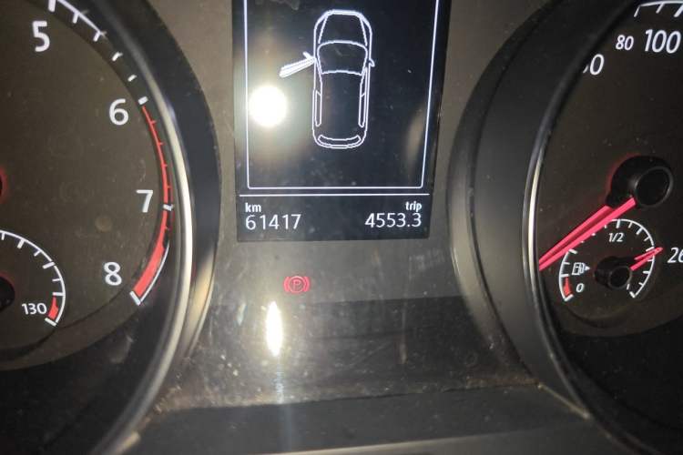 Used Volkswagen Golf 2020 Zhiai Edition 280TSI DSG Comfort Model Odometer Close Up