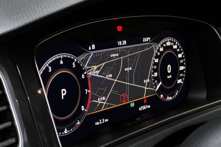 Used Volkswagen Golf 2020 280TSI DSG Luxury Edition Odometer Close Up