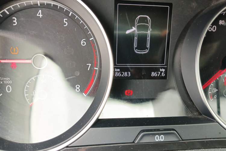 Used Volkswagen Golf 2020 Zhiai Edition 280TSI DSG Comfort Model Odometer Close Up