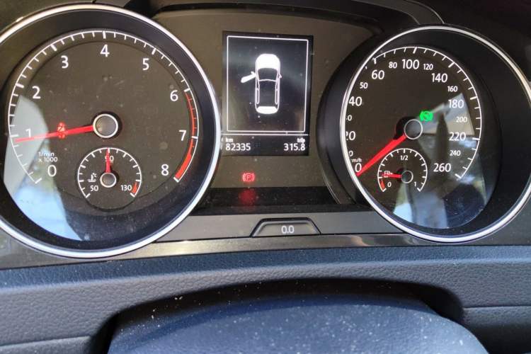 Used Volkswagen Golf 2020 200TSI DSG Comfortable and Ambitious Edition Odometer Close Up