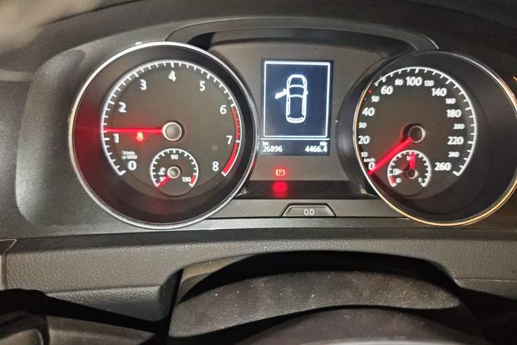 Used Volkswagen Golf 2020 Zhiai Edition 280TSI DSG Comfort Model Odometer Close Up