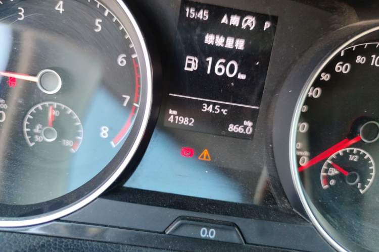 Used Volkswagen Golf 2020 Zhiai Edition 280TSI DSG Comfort Model Odometer Close Up