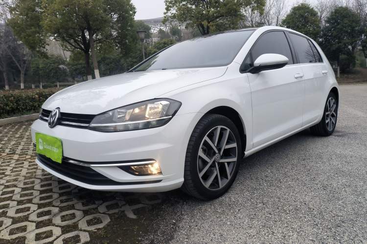 Used Volkswagen Golf 2020 Zhiai Edition 280TSI DSG Comfort Model Guazi used car, China used car export, Used car for sale, Used  cars, Cheapest cars for sale