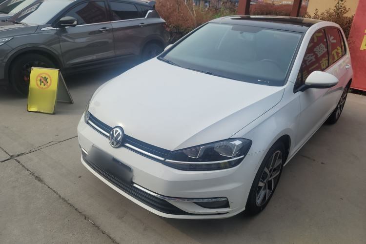 Used Volkswagen Golf 2020 Zhiai Edition 200TSI DSG Comfortable & Ambitious Version Guazi used car, China used car export, Used car for sale, Used cars, Cheapest cars for sale
