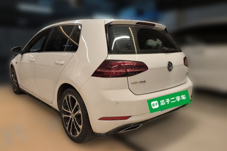 Used Volkswagen Golf 2020 Charming Edition 280TSI DSG R-Line Rear Left 45 Deg