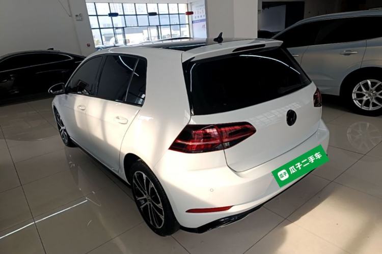Used Volkswagen Golf 2020 Charming Edition 280TSI DSG R-Line Rear Left 45 Deg