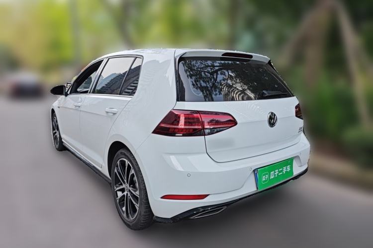 Used Volkswagen Golf 2020 Charming Edition 280TSI DSG R-Line Rear Left 45 Deg