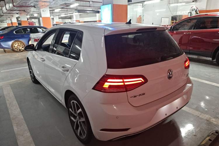 Used Volkswagen Golf 2020 280TSI DSG Comfort Version Rear Left 45 Deg