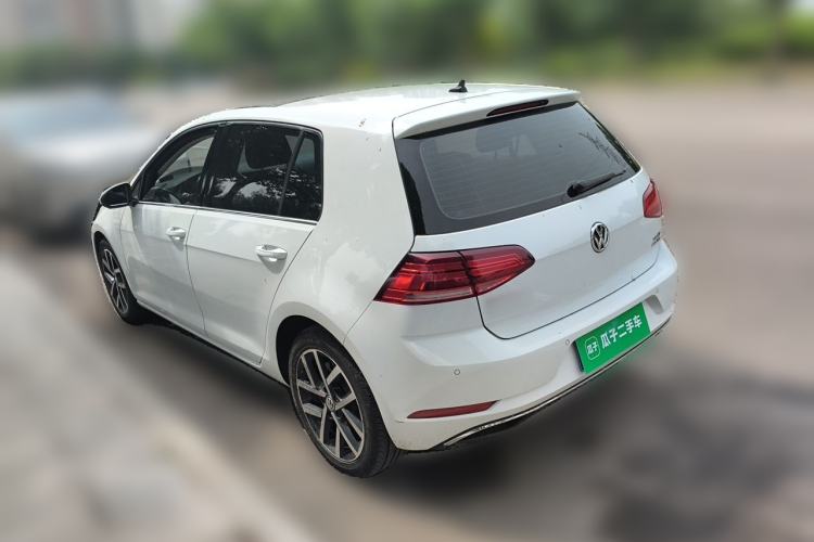 Used Volkswagen Golf 2020 200TSI DSG Comfortable and Ambitious Edition Rear Left 45 Deg