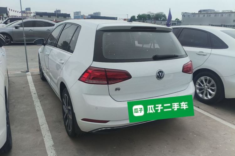 Used Volkswagen Golf 2020 200TSI DSG Comfortable and Ambitious Edition Rear Left 45 Deg