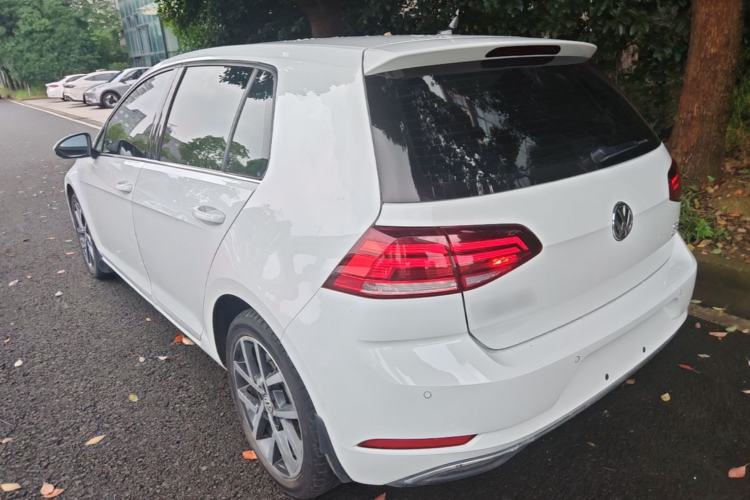 Used Volkswagen Golf 2020 Zhiai Edition 200TSI DSG Comfortable & Ambitious Version Rear Left 45 Deg
