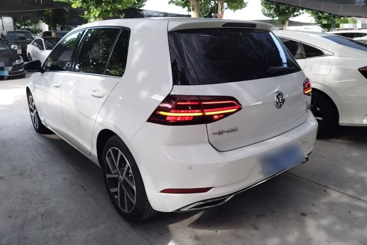 Used Volkswagen Golf 2020 280TSI DSG Luxury Edition Rear Left 45 Deg