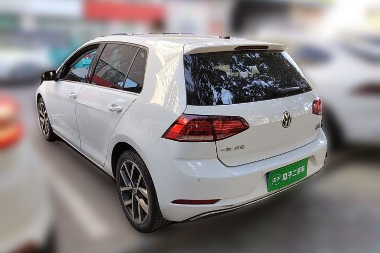 Used Volkswagen Golf 2020 200TSI DSG Comfortable and Ambitious Edition Rear Left 45 Deg
