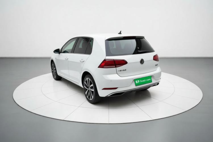 Used Volkswagen Golf 2020 200TSI DSG Comfortable and Ambitious Edition Rear Left 45 Deg