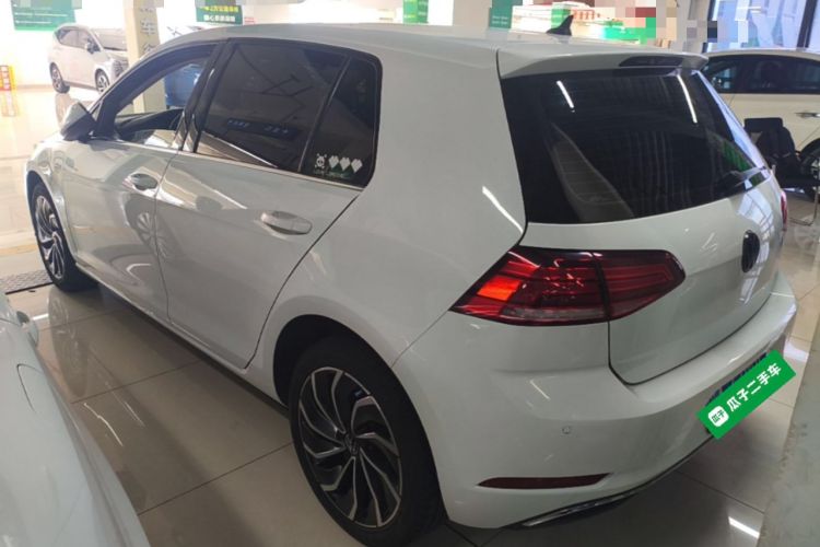 Used Volkswagen Golf 2020 200TSI DSG Comfortable and Ambitious Edition Rear Left 45 Deg