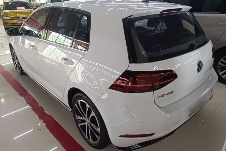 Used Volkswagen Golf 2020 Charming Edition 280TSI DSG R-Line Rear Left 45 Deg