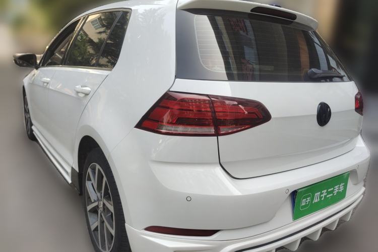 Used Volkswagen Golf 2020 200TSI DSG Comfortable and Ambitious Edition Rear Left 45 Deg