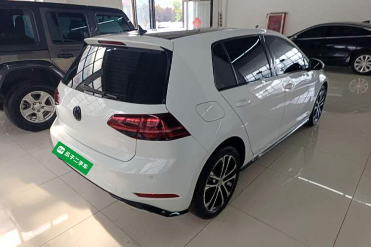 Used Volkswagen Golf 2020 Charming Edition 280TSI DSG R-Line Rear Right 45 Deg