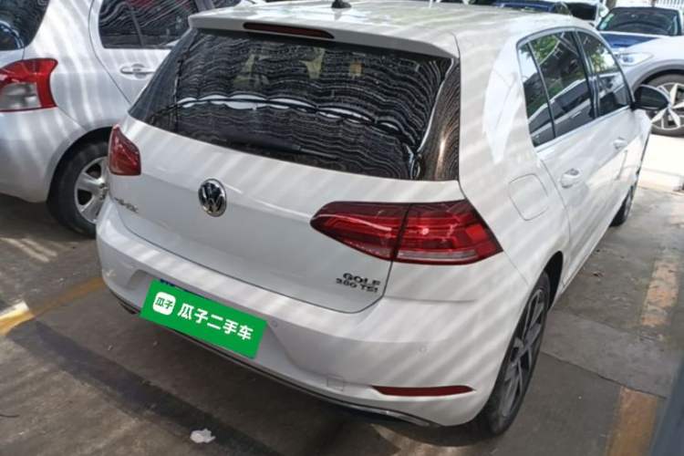 Used Volkswagen Golf 2020 280TSI DSG Comfort Version Rear Right 45 Deg