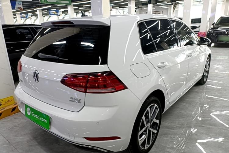Used Volkswagen Golf 2020 Zhiai Edition 200TSI DSG Comfortable & Ambitious Version Rear Right 45 Deg