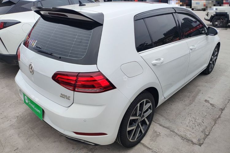 Used Volkswagen Golf 2020 280TSI DSG Comfort Version Rear Right 45 Deg