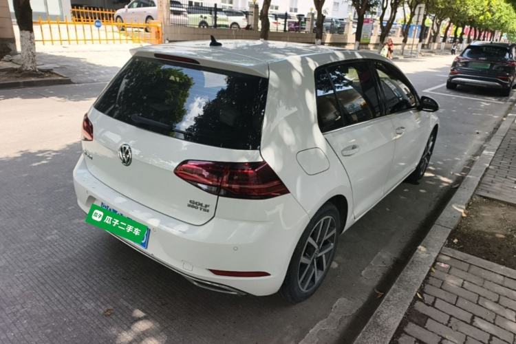Used Volkswagen Golf 2020 Zhiai Edition 280TSI DSG Luxury Model Rear Right 45 Deg