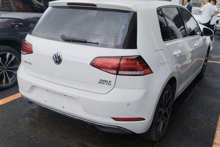 Used Volkswagen Golf 2020 280TSI DSG Comfort Version Rear Right 45 Deg