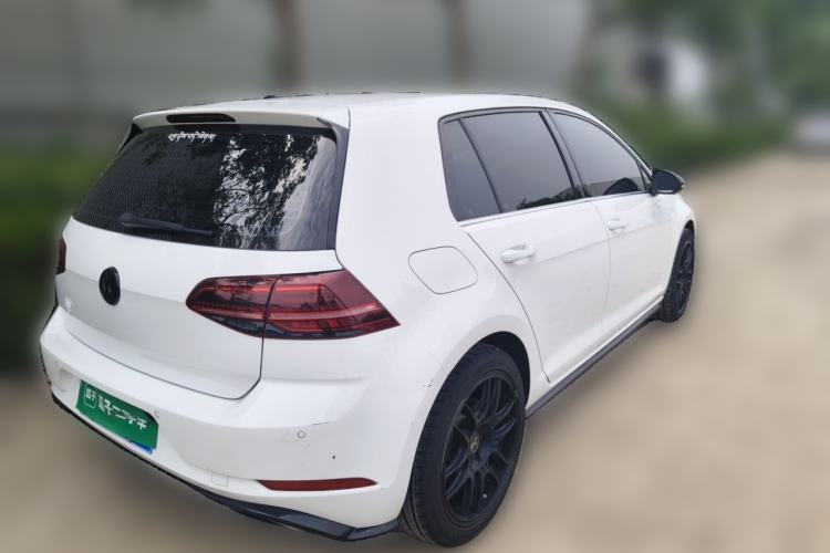 Used Volkswagen Golf 2020 Charming Edition 280TSI DSG R-Line Rear Right 45 Deg