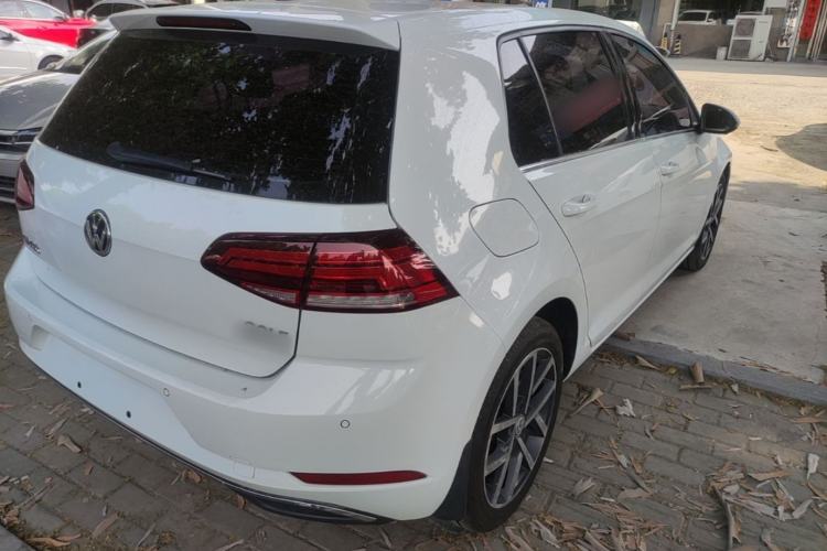 Used Volkswagen Golf 2020 Zhiai Edition 200TSI DSG Comfortable & Ambitious Version Rear Right 45 Deg