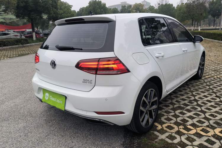Used Volkswagen Golf 2020 Zhiai Edition 280TSI DSG Comfort Model Rear Right 45 Deg