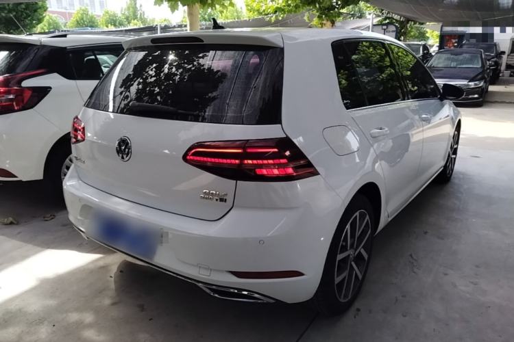 Used Volkswagen Golf 2020 280TSI DSG Luxury Edition Rear Right 45 Deg