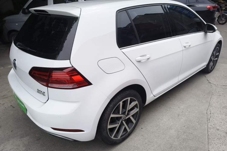 Used Volkswagen Golf 2020 Zhiai Edition 280TSI DSG Comfort Model Rear Right 45 Deg