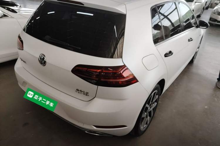 Used Volkswagen Golf 2020 Zhiai Edition 280TSI DSG Luxury Model Rear Right 45 Deg