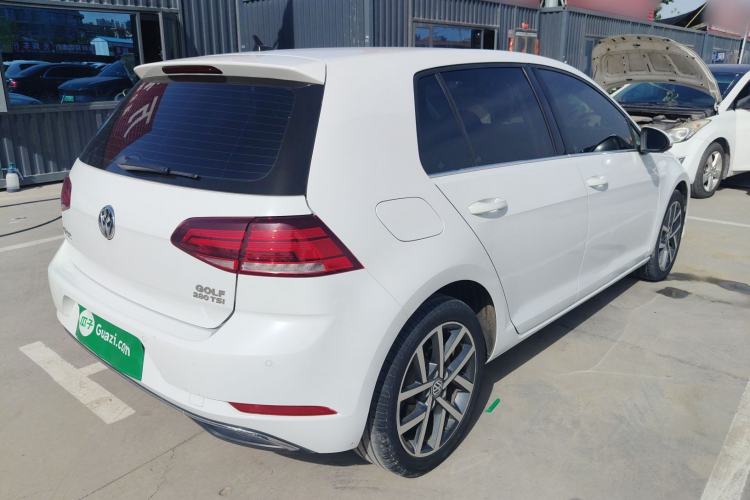 Used Volkswagen Golf 2020 280TSI DSG Comfort Version Rear Right 45 Deg