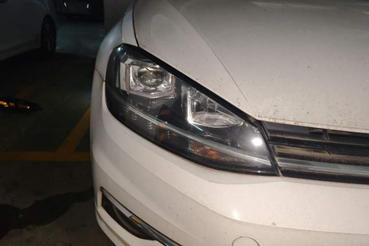 Used Volkswagen Golf 2020 Zhiai Edition 280TSI DSG Comfort Model Right Front Headlight