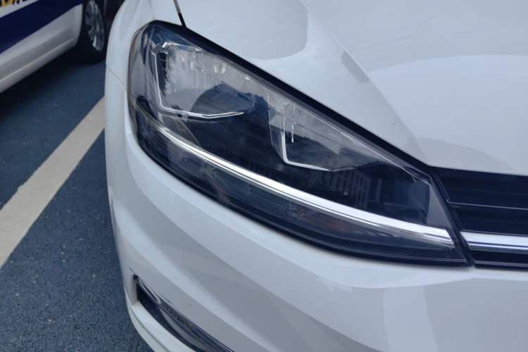 Used Volkswagen Golf 2020 Zhiai Edition 280TSI DSG Comfort Model Right Front Headlight