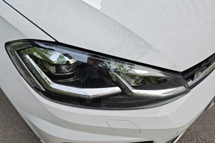 Used Volkswagen Golf 2020 Charming Edition 280TSI DSG R-Line Right Front Headlight