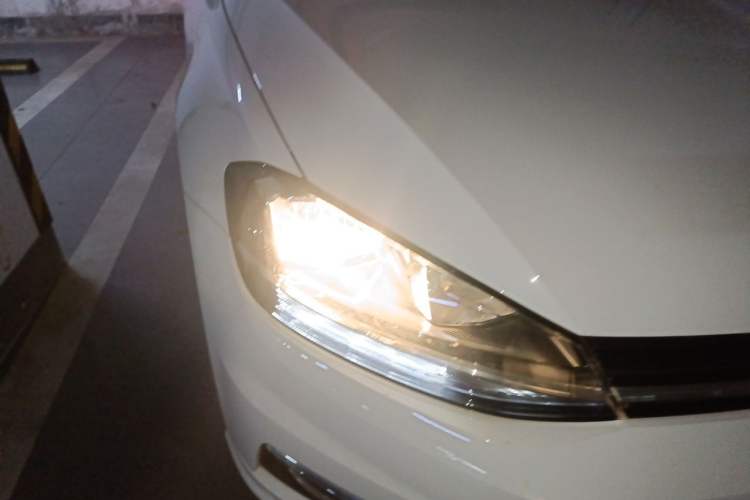 Used Volkswagen Golf 2020 Zhiai Edition 280TSI DSG Comfort Model Right Front Headlight