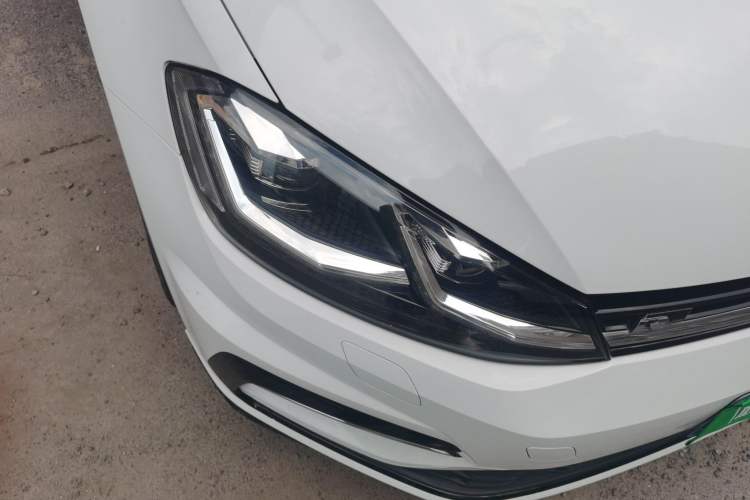 Used Volkswagen Golf 2020 Charming Edition 280TSI DSG R-Line Right Front Headlight
