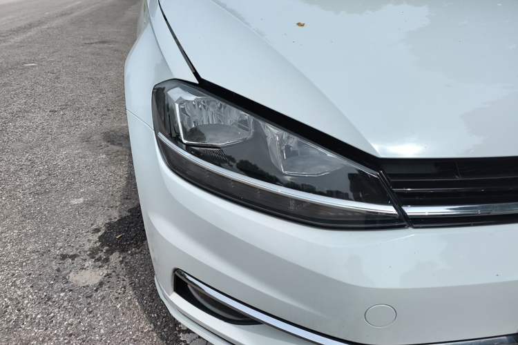 Used Volkswagen Golf 2020 200TSI DSG Comfortable and Ambitious Edition Right Front Headlight
