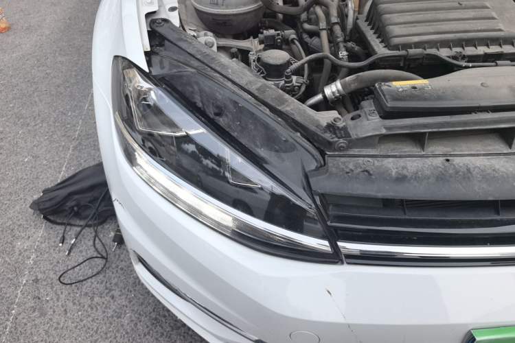 Used Volkswagen Golf 2020 Zhiai Edition 280TSI DSG Comfort Model Right Front Headlight