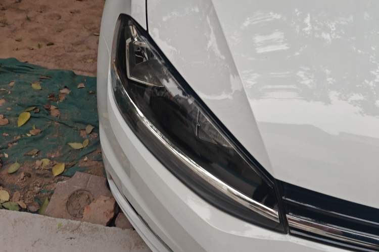 Used Volkswagen Golf 2020 280TSI DSG Comfort Version Right Front Headlight