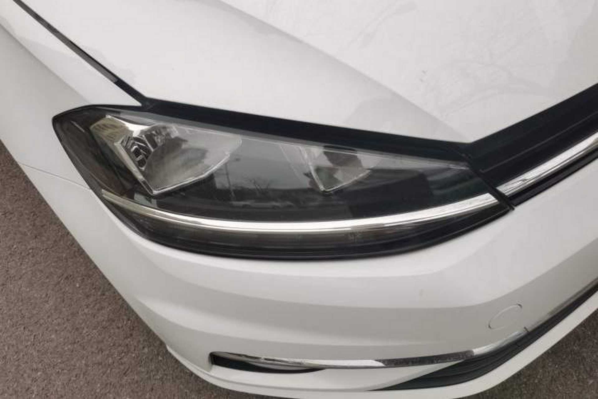 Used Volkswagen Golf 2020 200TSI DSG Comfortable and Ambitious Edition Right Front Headlight
