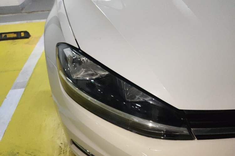 Used Volkswagen Golf 2020 Zhiai Edition 280TSI DSG Comfort Model Right Front Headlight