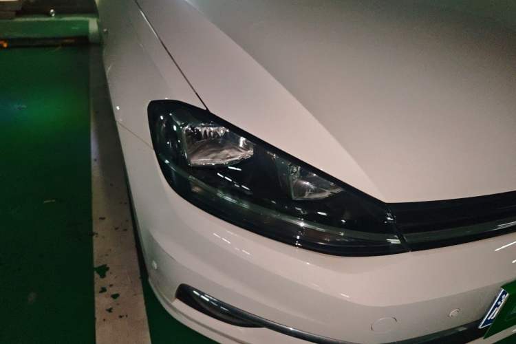 Used Volkswagen Golf 2020 Zhiai Edition 280TSI DSG Comfort Model Right Front Headlight