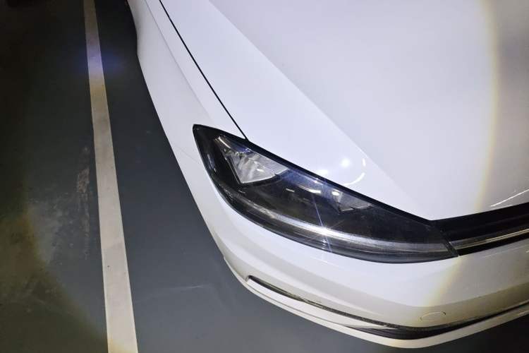 Used Volkswagen Golf 2020 Zhiai Edition 280TSI DSG Comfort Model Right Front Headlight