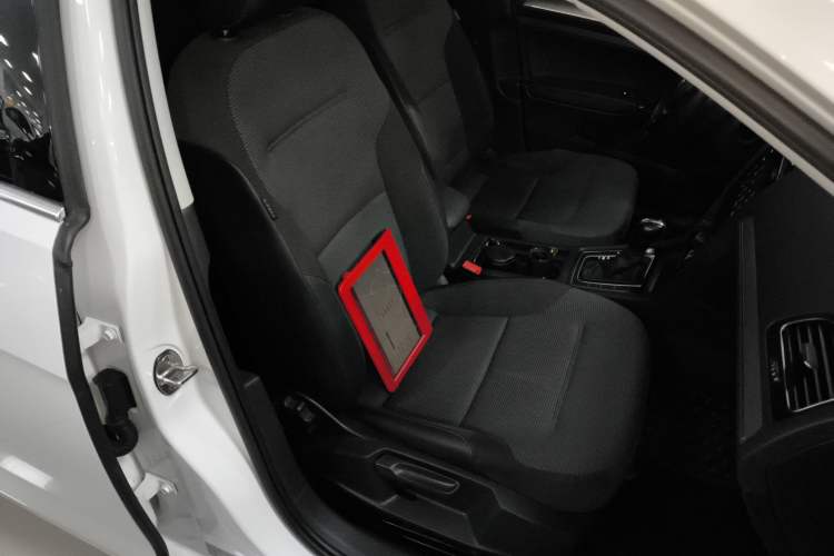 Used Volkswagen Golf 2020 Zhiai Edition 280TSI DSG Comfort Model Right Front Seat
