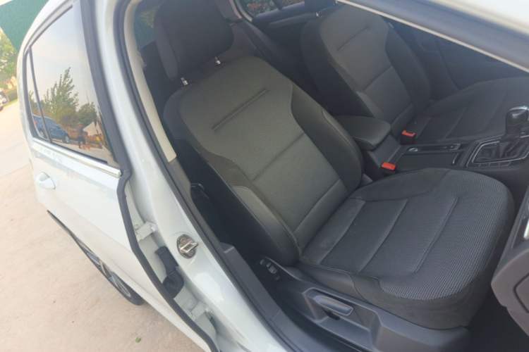 Used Volkswagen Golf 2020 280TSI DSG Comfort Version Right Front Seat