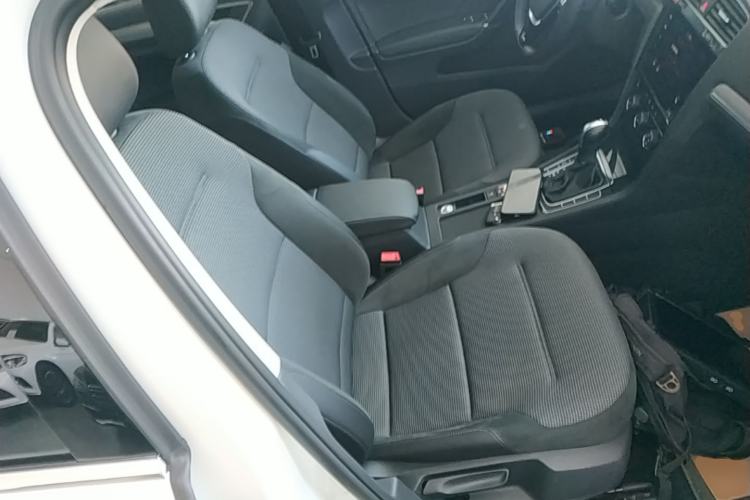 Used Volkswagen Golf 2020 Zhiai Edition 280TSI DSG Comfort Model Right Front Seat
