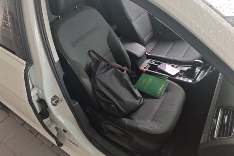 Used Volkswagen Golf 2020 280TSI DSG Comfort Version Right Front Seat